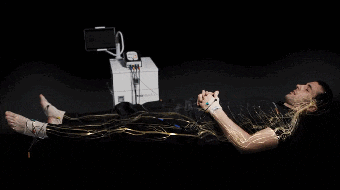 3DNESA_Man_lying_down_man_device_V01_LONG_v2